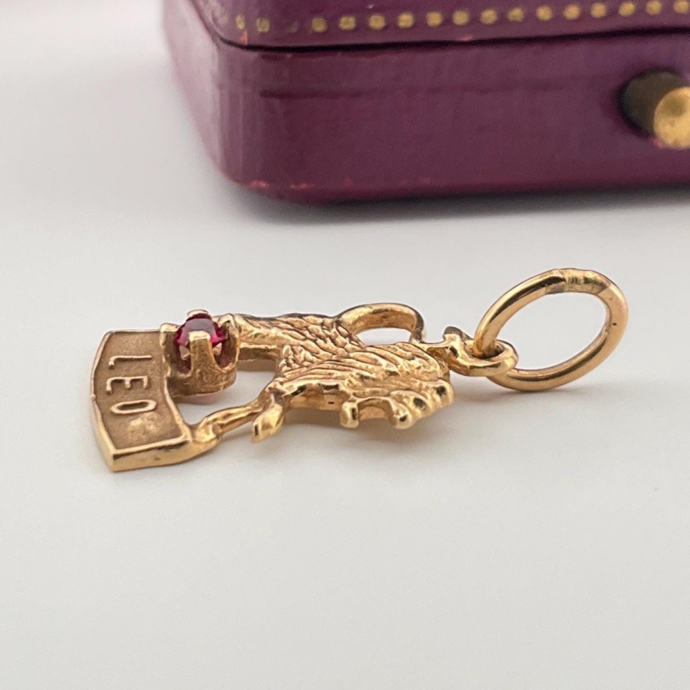 10k Solid Yellow Gold Authentic Lion Pendant With… - image 3